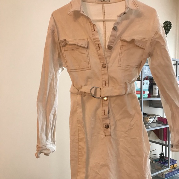 NASTY GAL festival white safari cargo pocket dress - Picture 2 of 3